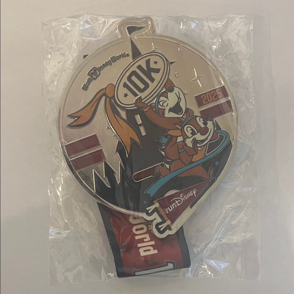 2025 RunDisney 10K medal